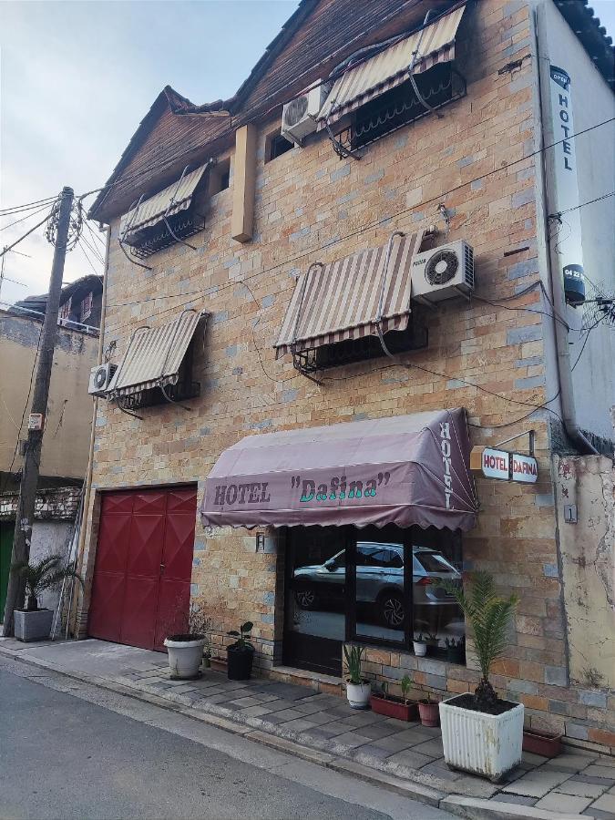 Hotel Dafina Tirana Exterior foto