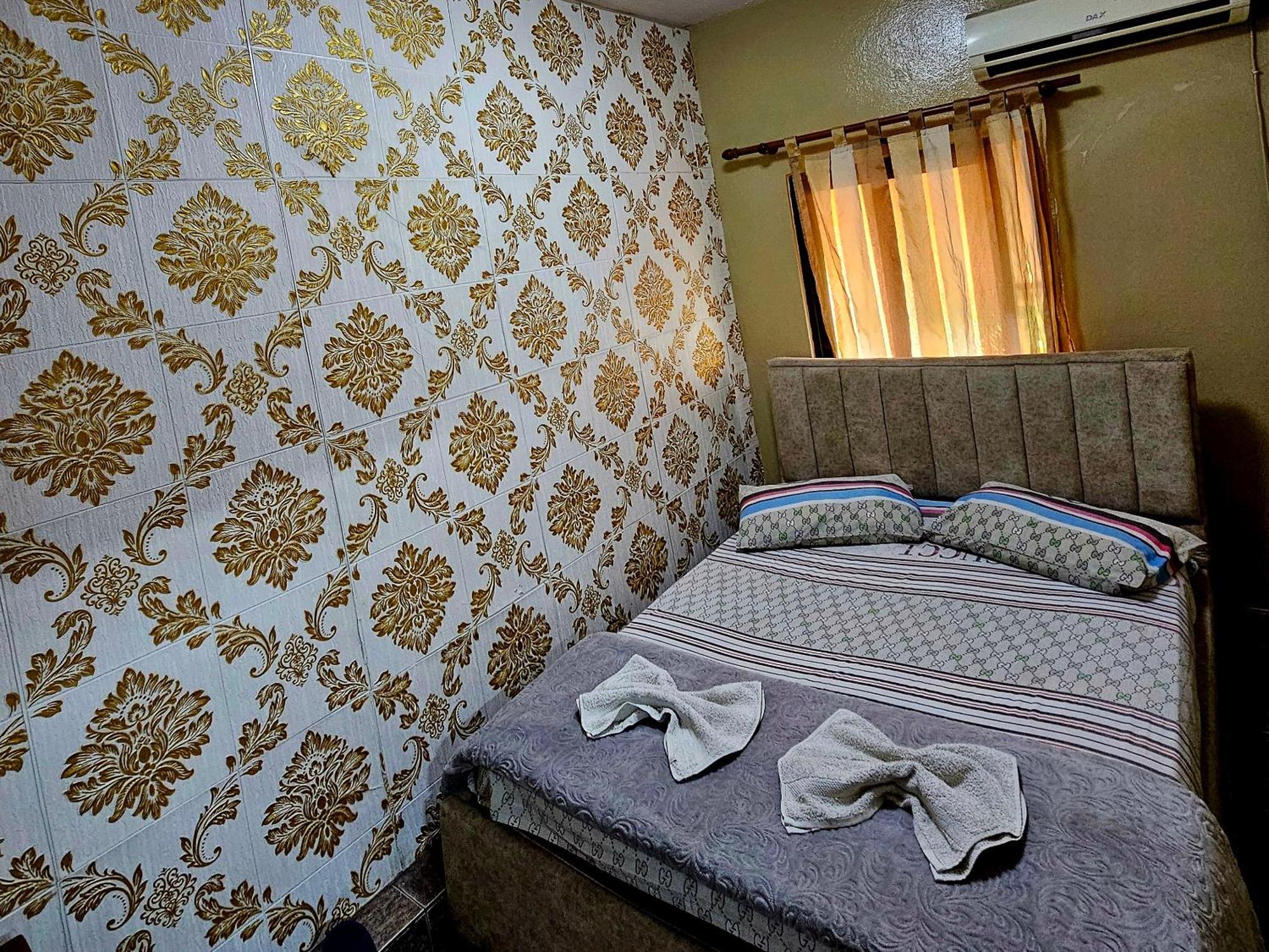 Hotel Dafina Tirana Zimmer foto